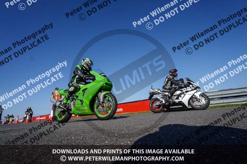 brands hatch photographs;brands no limits trackday;cadwell trackday photographs;enduro digital images;event digital images;eventdigitalimages;no limits trackdays;peter wileman photography;racing digital images;trackday digital images;trackday photos